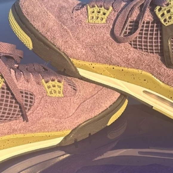 Jordan retro 4s - Picture 2 of 3